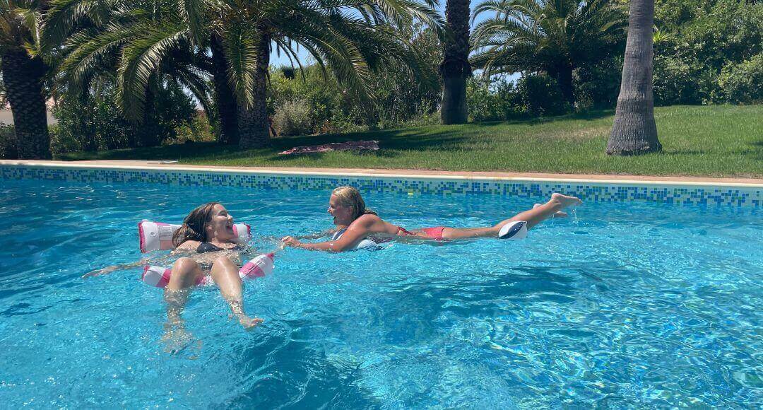 Zwemmen als je ongesteld bent, kan dat?