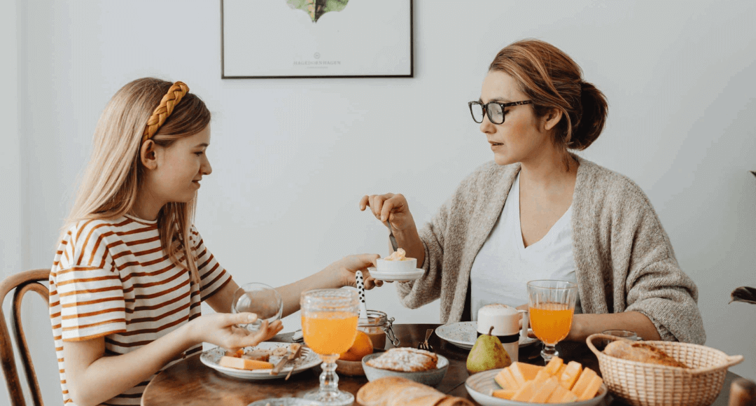 Hoe bereid je een dochter voor op haar menstruatie?