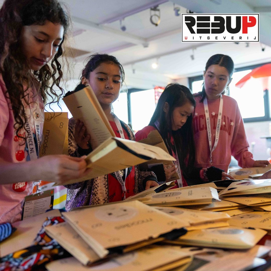 moodies tegen menstruatie armoede donatie stichting rebup