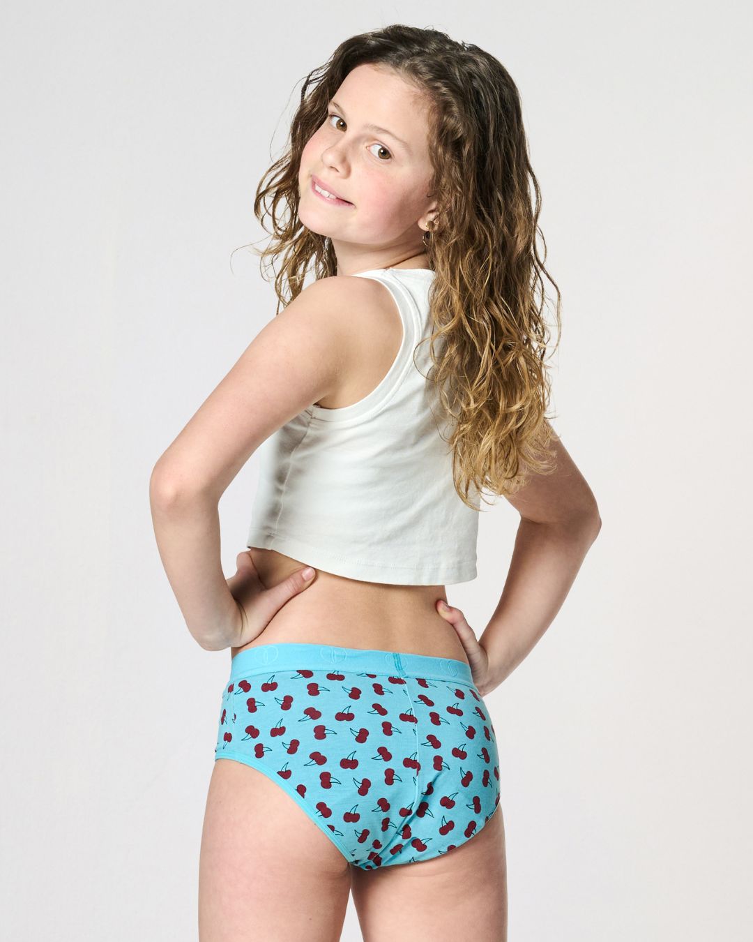 hipster | moderate - 2 tampons cherry print