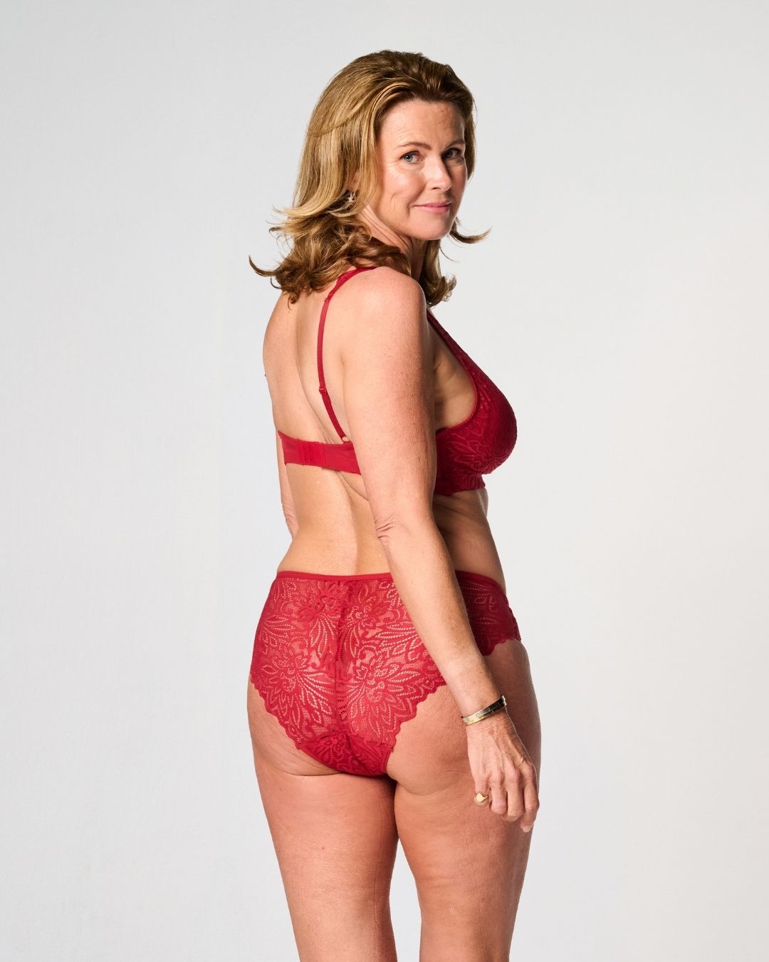 everyday hipster lace | moderate-heavy